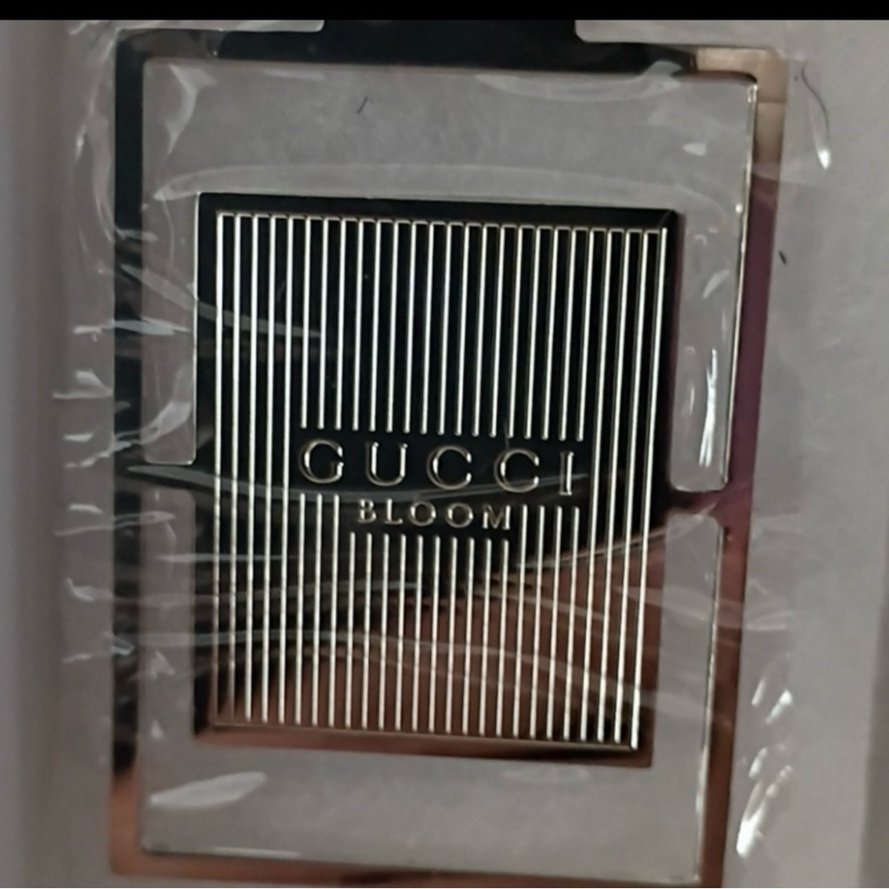 New Gucci Bloom Charm Book Mark - Picture 2 of 3